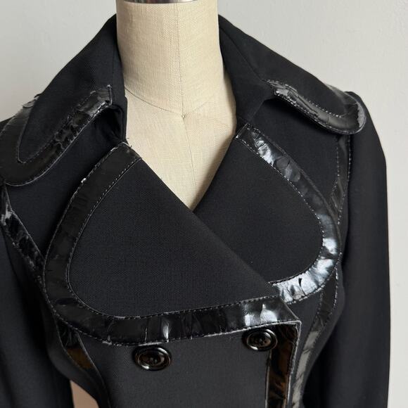 Vintage DOLCE & GABBANA Wool Double Breasted Trench Coat w/ Patent Leather Trim - Picture 5 of 11